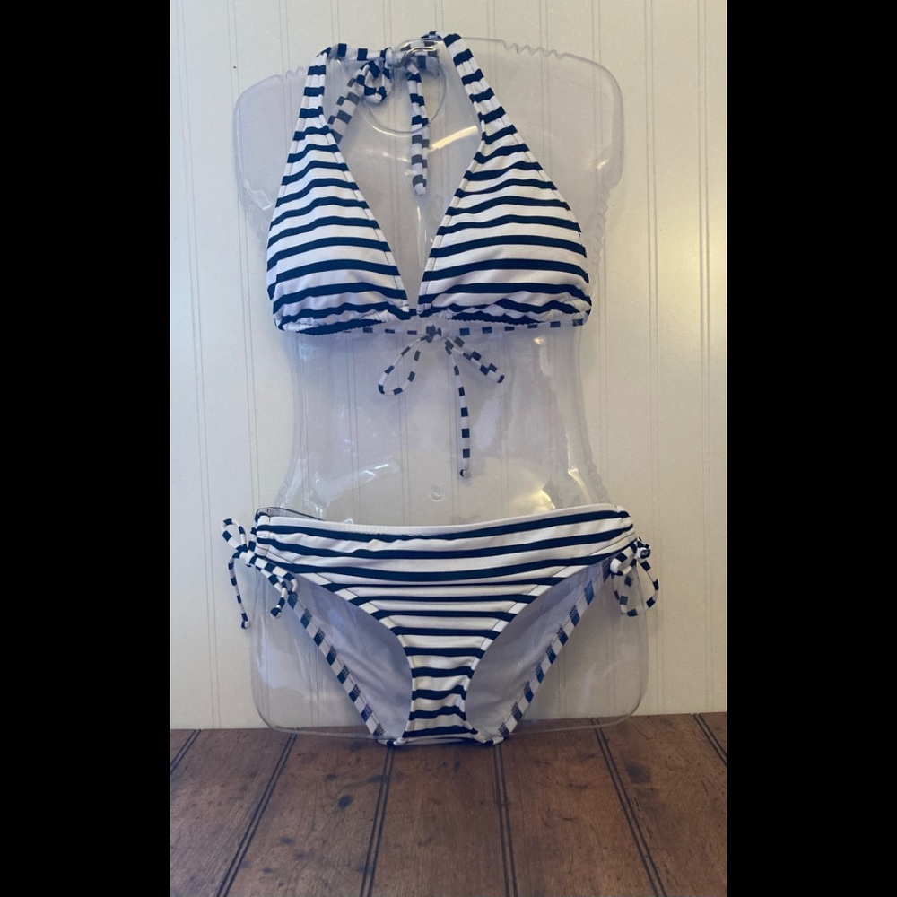 Black and white bikini
